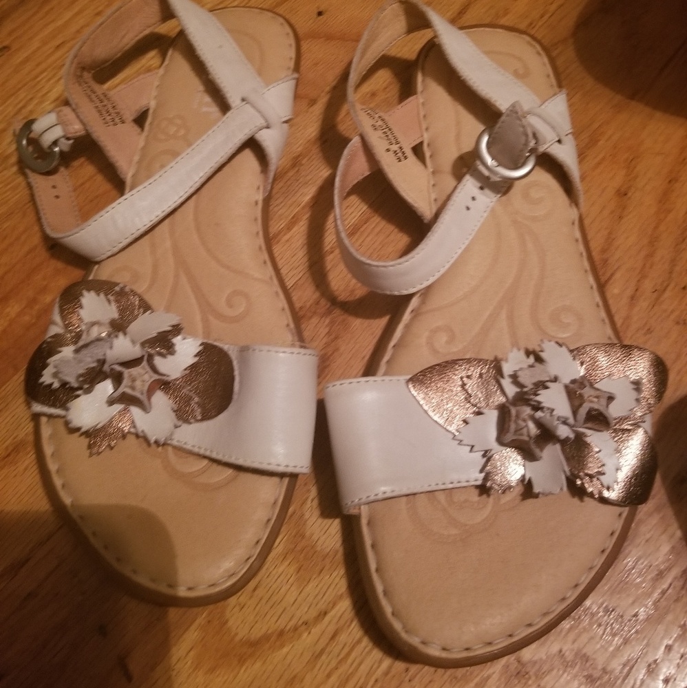 White and rose gold leather born sandals
